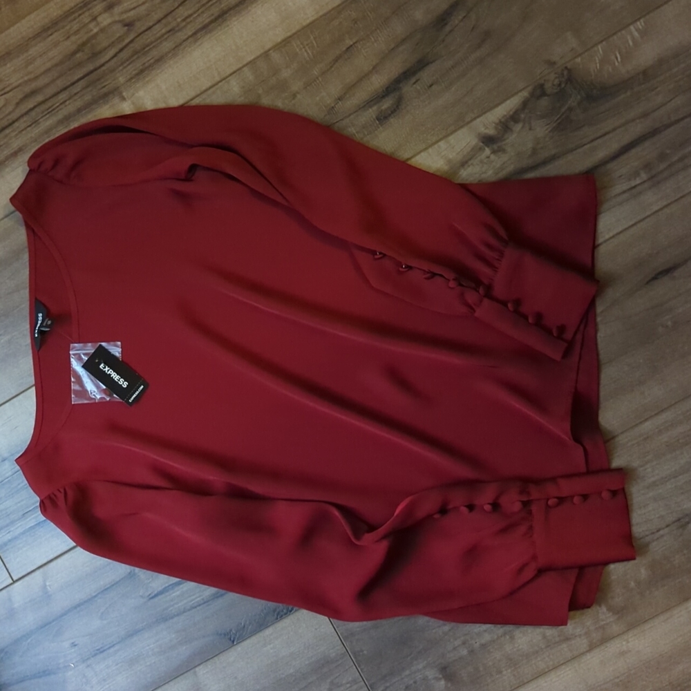 Express Tops - Picture 6 of 6